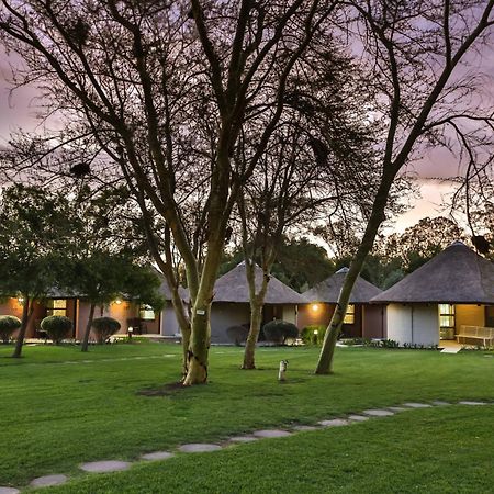 Protea Hotel By Marriott Oudtshoorn Riempie Estate Экстерьер фото