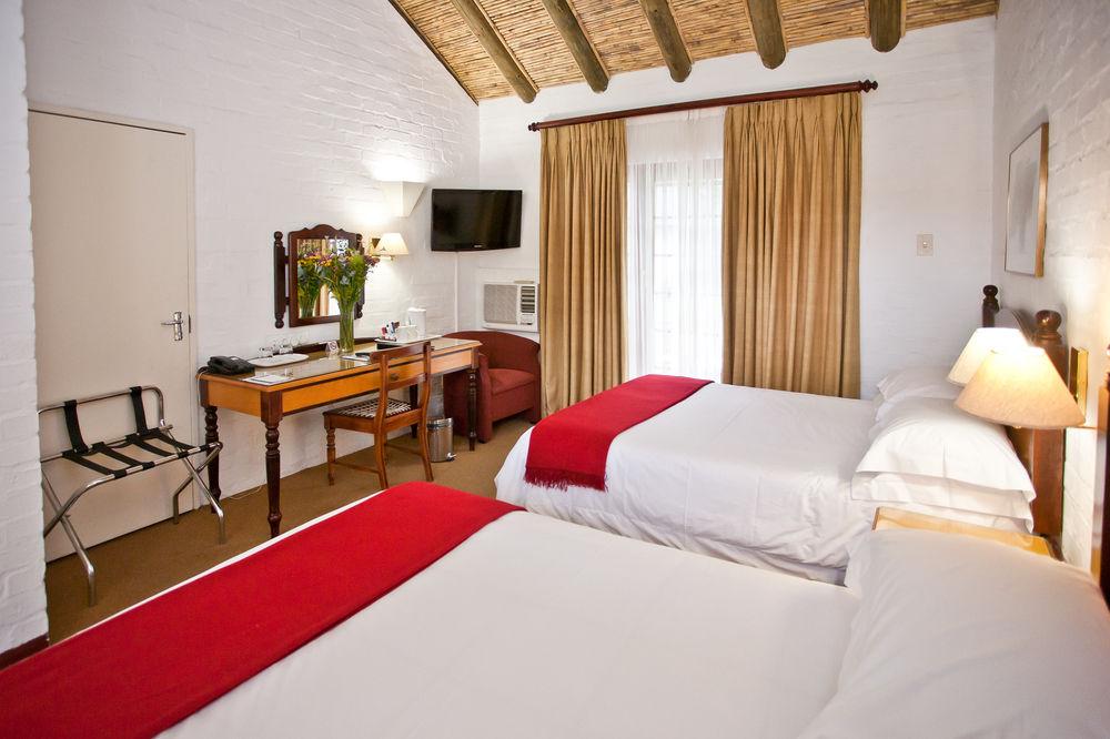 Protea Hotel By Marriott Oudtshoorn Riempie Estate Экстерьер фото