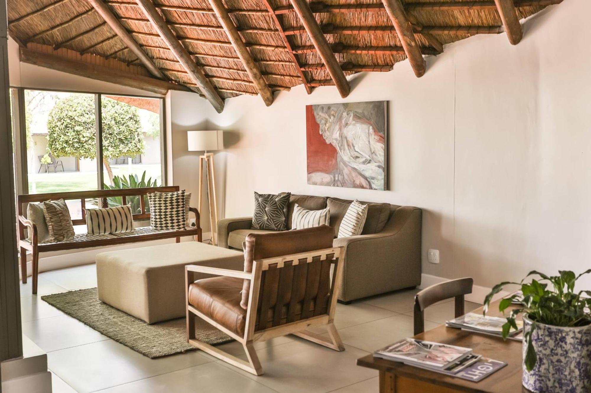 Protea Hotel By Marriott Oudtshoorn Riempie Estate Экстерьер фото