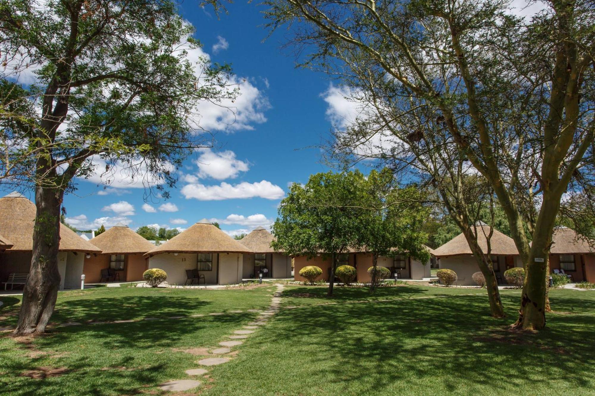 Protea Hotel By Marriott Oudtshoorn Riempie Estate Экстерьер фото